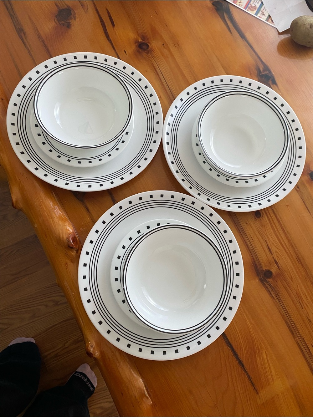 9 Pieces Corelle City Block 3 Dinner Plates 3 Bread Plates & 3 Bowls Excellent